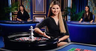 Aplikasi mobile arjuna88 menampilkan menu login, pilihan pembayaran, dan akses ke Liga 1, live dealer, dan slot